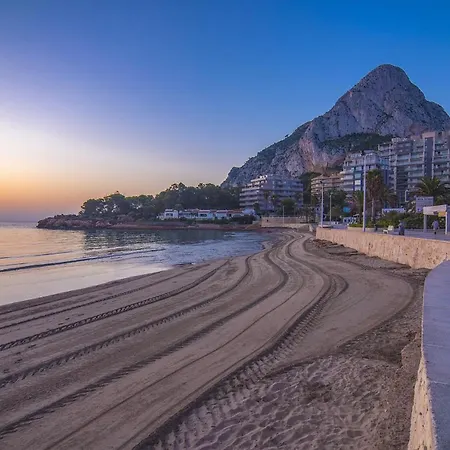 Guzman - Peter Вилла