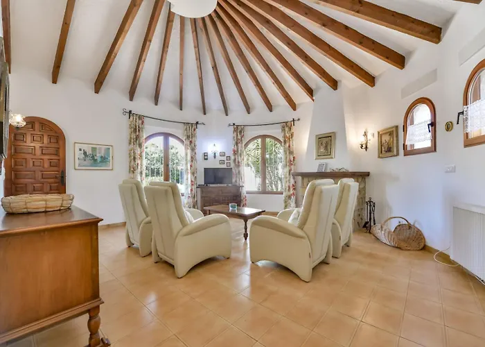 Guzman - Peter Villa